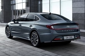 После обновления Hyundai Sonata может получить полный привод