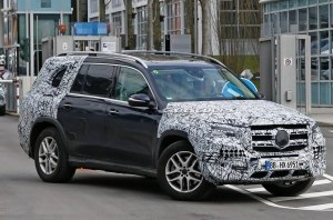 Новый Mercedes GLS проходит заключительные испытания перед дебютом в Нью-Йорке